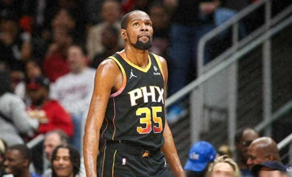 J9九游会平台-杜兰特重要时刻出色发挥，MAD带队取胜！比赛高潮迭起(杜兰特?)