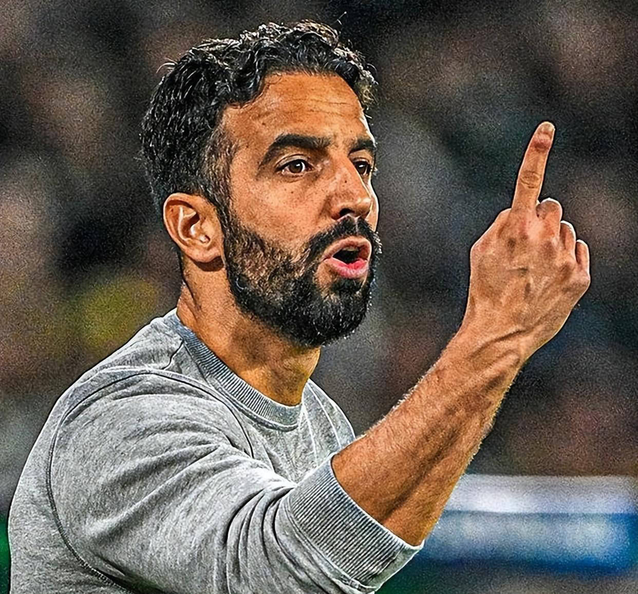 关于赛后体能课后,曼联更衣室发声备战德国杯,态度坚定,资深球员宣示担当的信息 关于赛后体能课后,曼联更衣室发声备战德国杯,态度坚定,资深球员宣示担当的信息